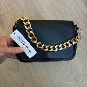 Black Shoulder Bag with Gold Chain